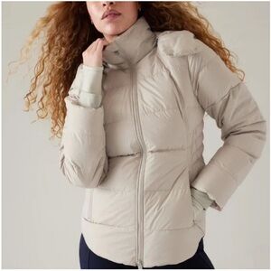 Athleta Women's Puffer Jacket - Cream